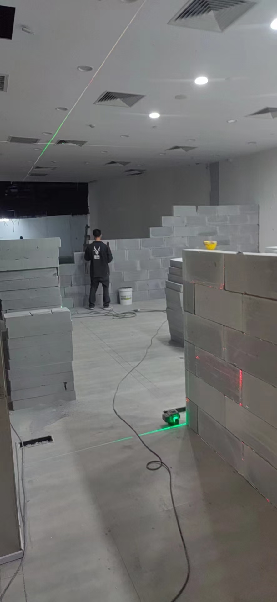 轻质砖隔墙墙面平整度